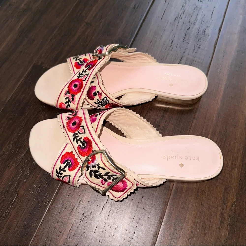 Kate Spade Faris Floral Embroidered Slide Sandal Cross Over Strap Buckle Size 7